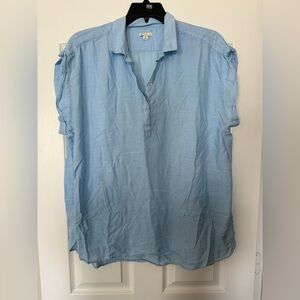 GAP Light Blue Short Sleeve Button-Down Pullover Shirt
